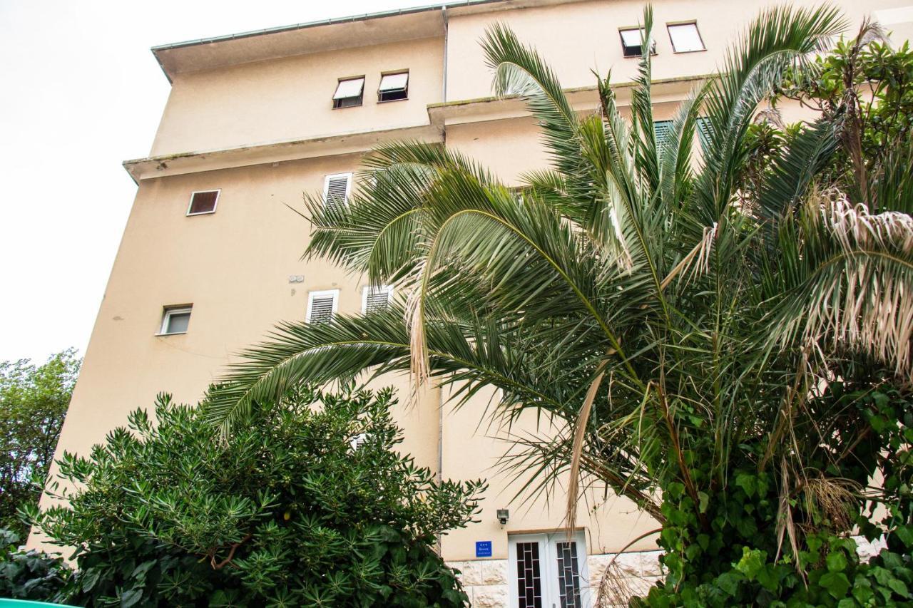 Lugo Apartments Сплит Екстериор снимка